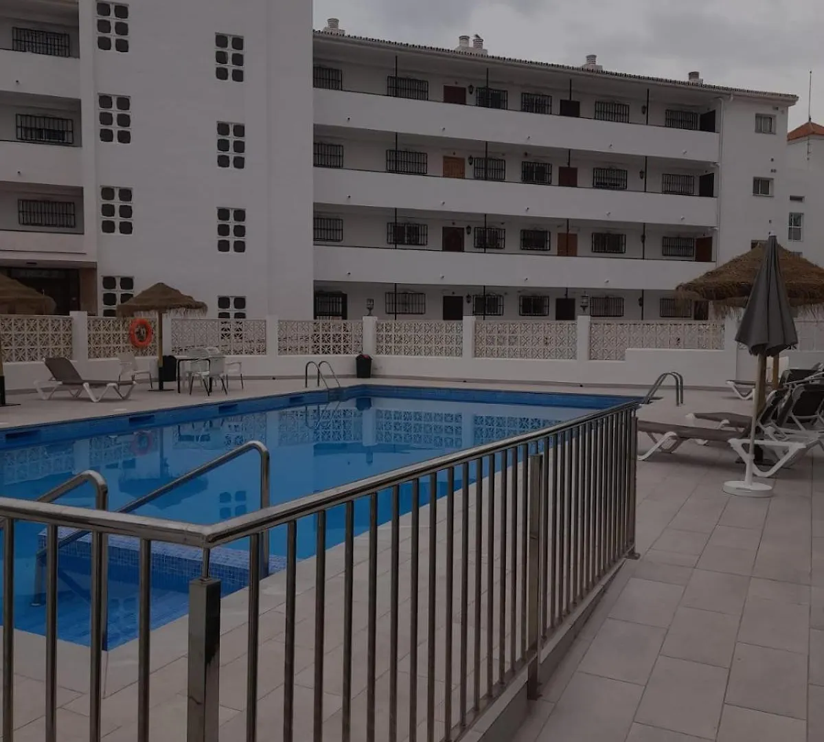 アパート Precioso Apartamento Frontal Al Mar ネルハ
